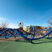 95th Street Community Plaza